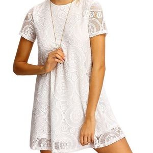 2/$15 💐 Stunning white geolace dress